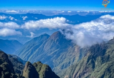 Vietnamese Vistas: A 6-Day Northwest And Halong Bay Expedition