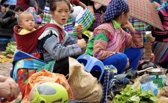 Day 2: Ha Giang - Quan Ba - Dong Van (B/L/D)