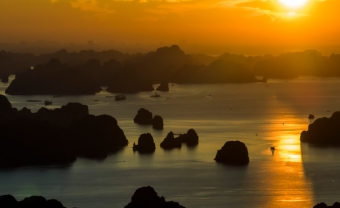 Day 5: Lan Ha Bay - Ha Long Bay - Hanoi (B/L)